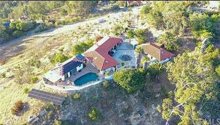 2555 Daily Drive Fallbrook, CA 92028