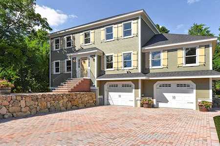 22 Salem Road Billerica, MA 01862