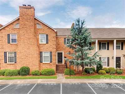 6726 Constitution Ln Charlotte, NC 28210