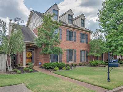 1717 Halleford Cir Germantown, TN 38139