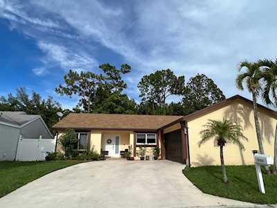 9533 Tropical Park Place Boca Raton, FL 33428