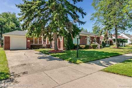 13467 Chestnut St Southgate, MI 48195