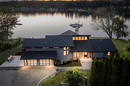 17531 S Vaughn Rd NW Vaughn, WA 98394
