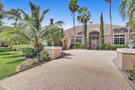 8304 Desmond Drive Boynton Beach, FL 33472