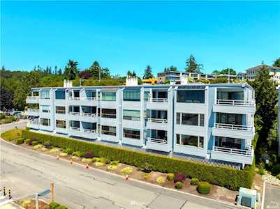 22211 Cliff Ave S #201 Des Moines, WA 98198