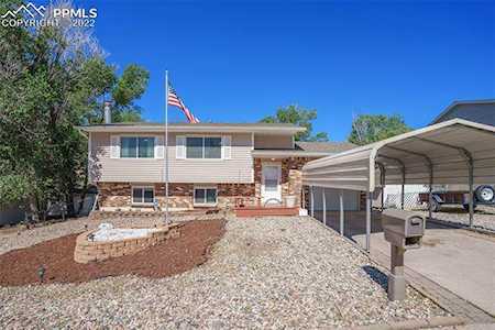 1158 Chiricahua Drive Colorado Springs, CO 80915