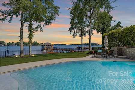 18218 Harbor Light Blvd Cornelius, NC 28031