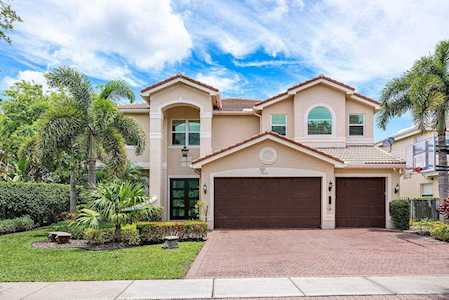 9769 Napoli Woods Lane Delray Beach, FL 33446