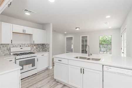 1221 Sleepy Hollow Drive Dallas, TX 75235