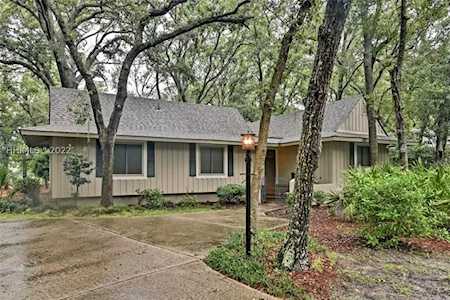 44 Off Shore Dr Hilton Head Island, SC 29928