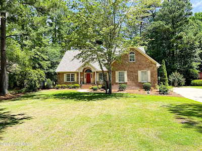 1025 Laurel Valley Drive New Bern, NC 28562