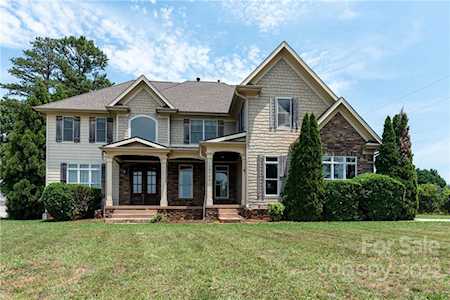18745 Bluff Point Rd Cornelius, NC 28031