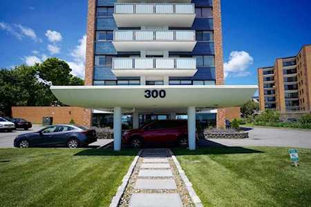 300 Lynn Shore Drive #302 Lynn, MA 01902