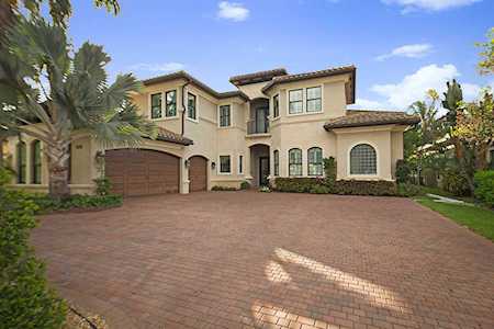 8811 Sydney Harbor Circle Delray Beach, FL 33446