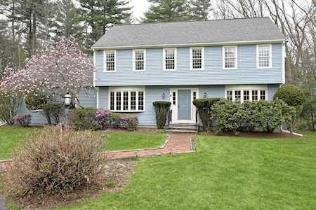 4 Claudette Circle Framingham, MA 01701