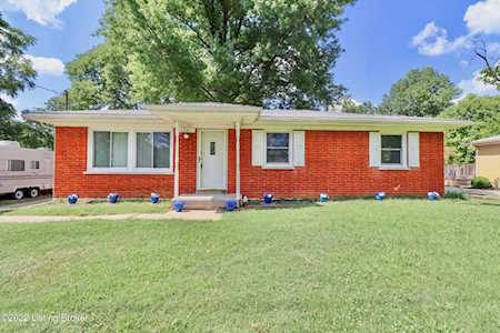 5301 E Manslick Rd Louisville, KY 40219