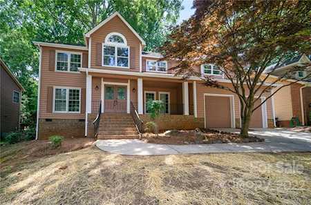 12606 Cliffcreek Dr Huntersville, NC 28078