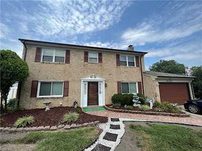 1984 Blue Knob Rd Virginia Beach, VA 23464