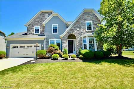 2545 Berkshire Ave Avon, OH 44011