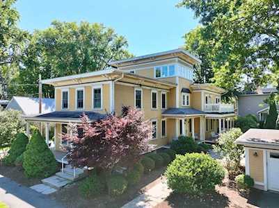 25 Union Street #2 Northampton, MA 01060