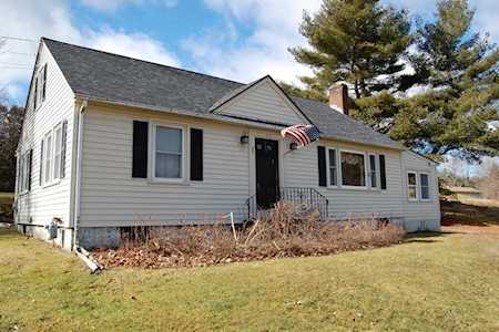 472-476 East Main St. East Brookfield, MA 01515