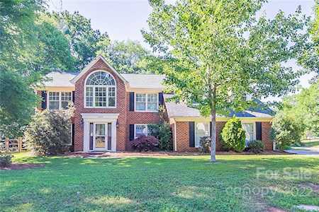 1000 Brightmoor Dr Matthews, NC 28105