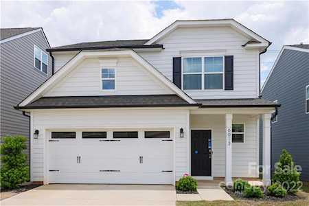 6013 Hampstead Pond Ln Matthews, NC 28105