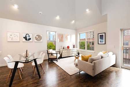 15 Warren St #401 Jersey City, NJ 07302