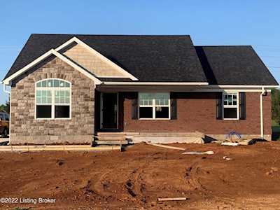 97 Cormans Crossing Blvd Coxs Creek, KY 40013