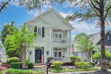 14526 Holly Springs Dr Huntersville, NC 28078