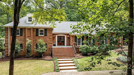 5406 Lancelot Dr Charlotte, NC 28270