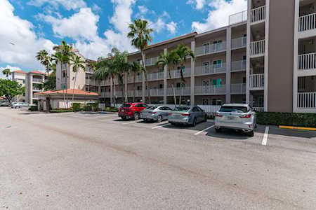 6096 Huntwick Terrace #107 Delray Beach, FL 33484