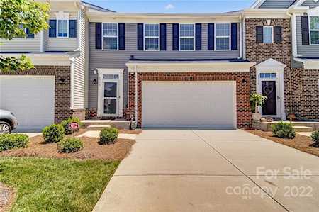 2574 Norman Isle Dr Denver, NC 28037