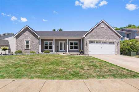 2356 Ashley Place Dr St Charles, MO 63303