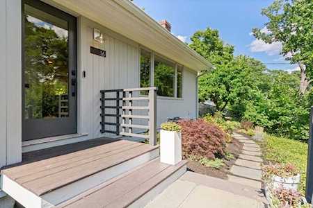 16 Round Hill Rd Lexington, MA 02420