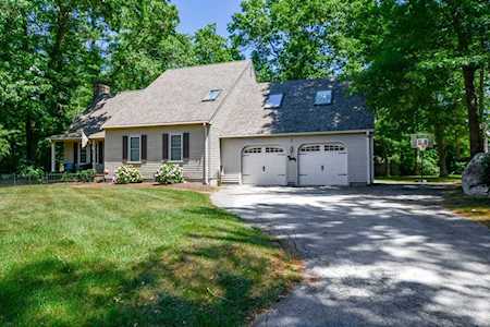 4 Stoney Run Ln Marion, MA 02738