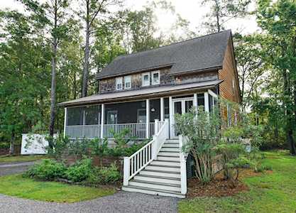 1711 Yellow House Rd Wadmalaw Island, SC 29487