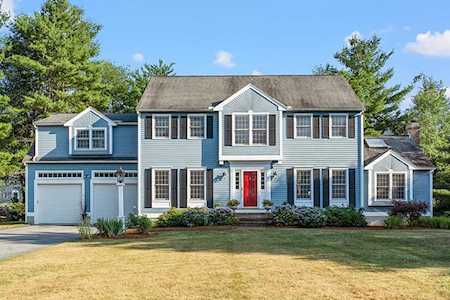 6 Magnolia Drive Westford, MA 01886