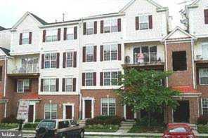 2482 Angeline Dr #104 Herndon, VA 20171