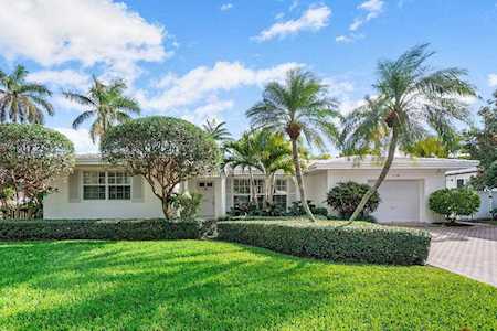 1118 S Vista Del Mar Drive Delray Beach, FL 33483