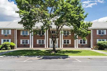 122 Emerson Gardens #122 Lexington, MA 02421