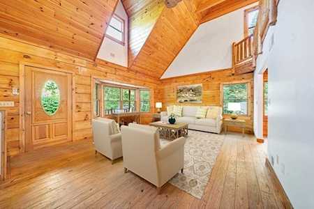 285 River Road Hudson, MA 01749