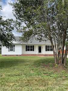 708 Patrick Rd Gastonia, NC 28056