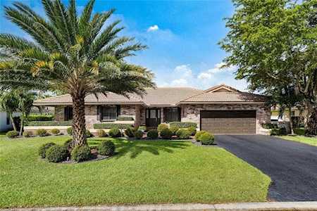 5076 NW 84th Rd Coral Springs, FL 33067