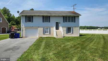 17 Hidden Valley Ln Dover, DE 19904
