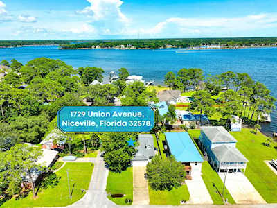 1729 Union Avenue Niceville, FL 32578