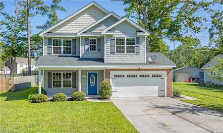 1079 Washington Dr Chesapeake, VA 23322