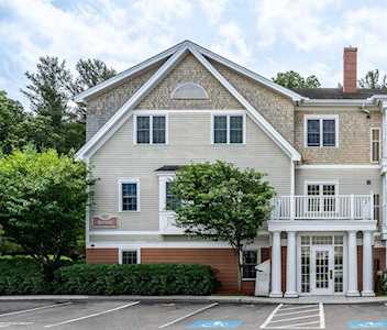 180 Chickering Rd #101C North Andover, MA 01845