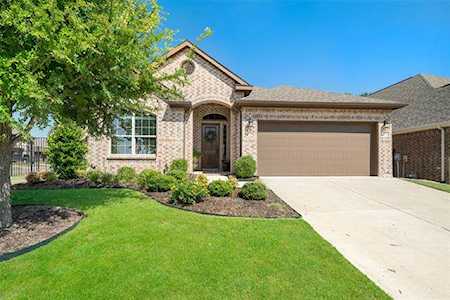 5216 Prospect Street Mckinney, TX 75071
