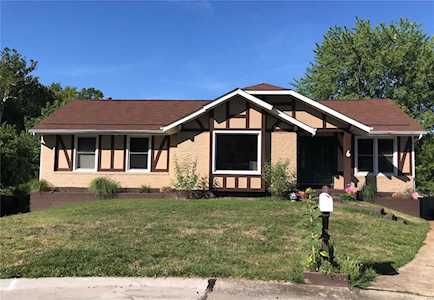 6 Cherrywood Ct St Peters, MO 63376